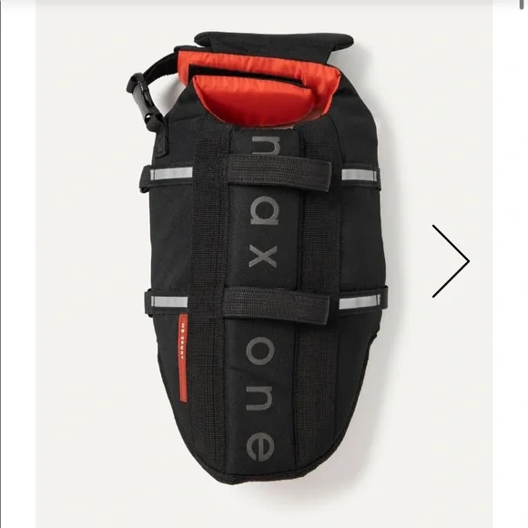Maxbone life jacket - Picture 1 of 4